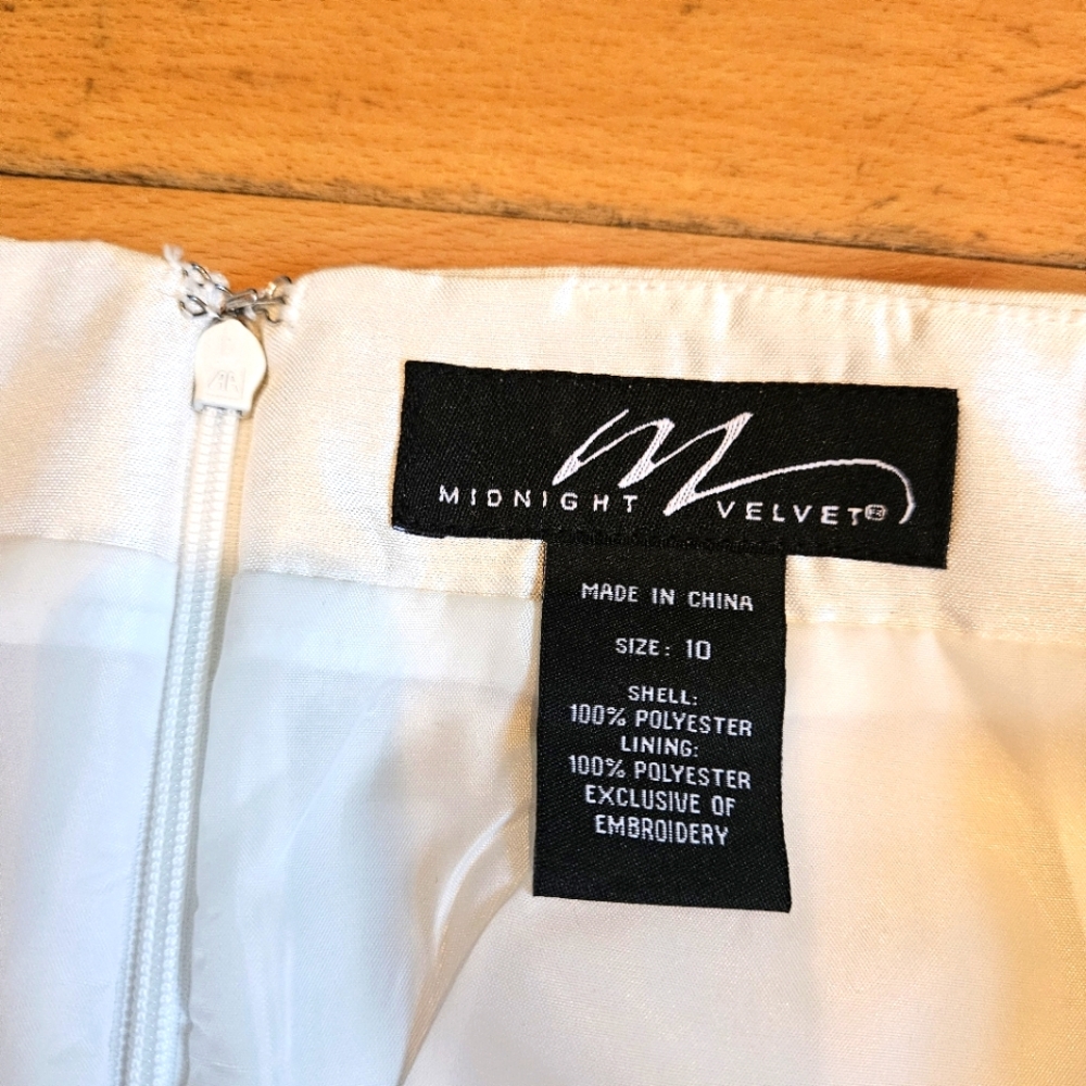 Midnight Velvet Embroidered Pencil Skirt - Picture 7 of 11